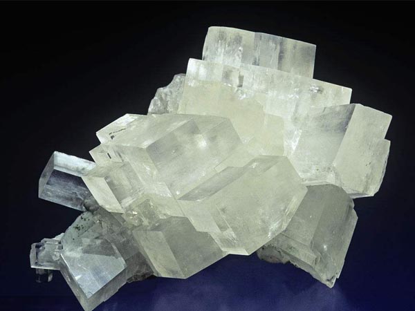 什么是方解石，他的优势用途都有哪些?